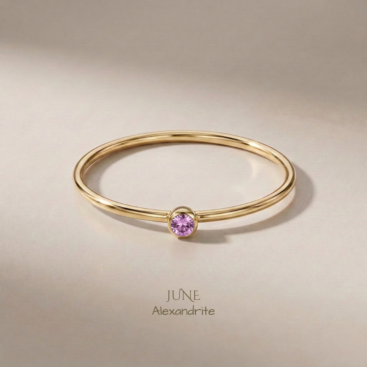 Mémoire Birthstone Ring