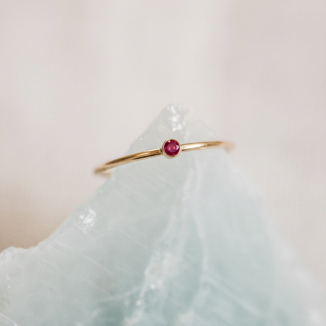 Mémoire Birthstone Ring
